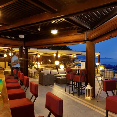 Indigo Mare Aparthotel