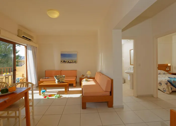 Indigo Mare Aparthotel 3*