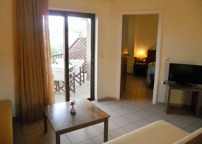 Aparthotel Indigo Mare 3*